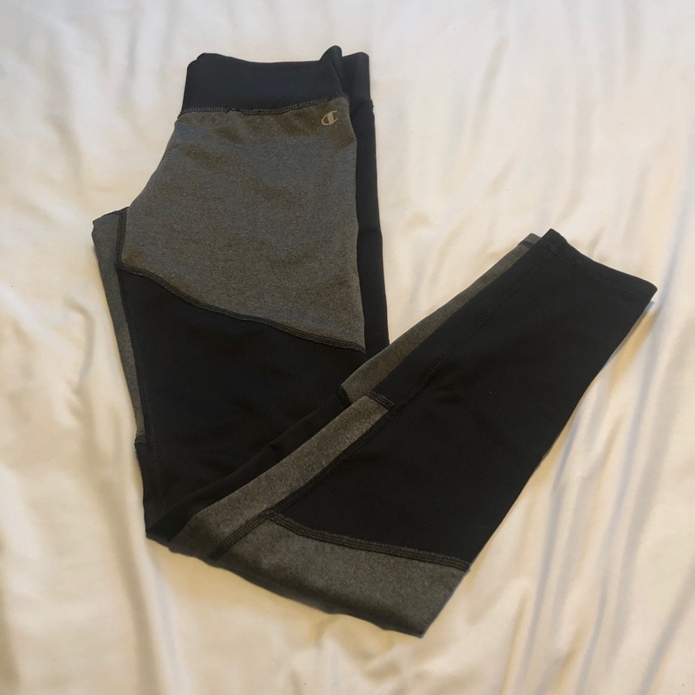 Women’s champion powerflex leggings size medium